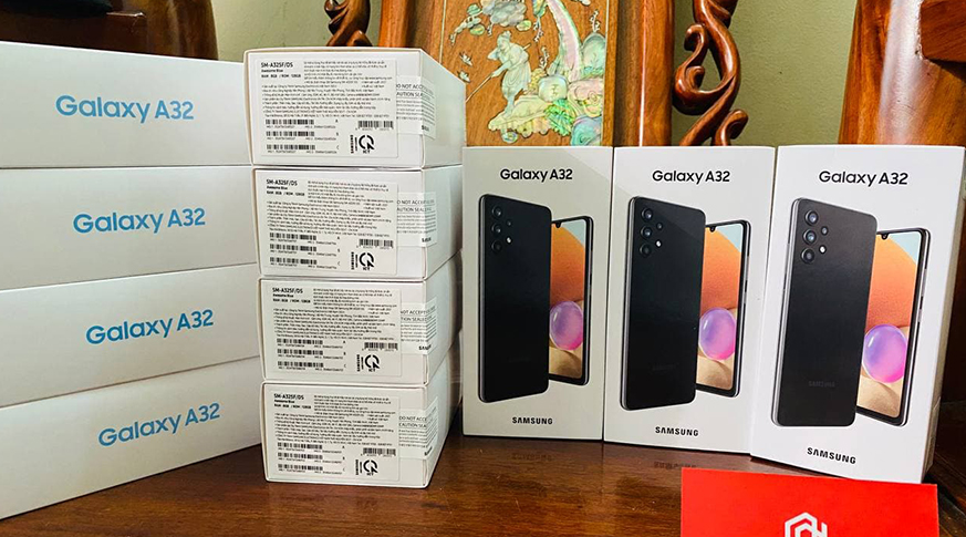 Vuaboss đến từ Dubai A32 (8GB | 128GB) Chính Hãng