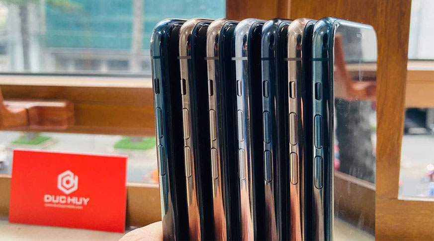 iPhone 11 Pro 64GB (Like New)