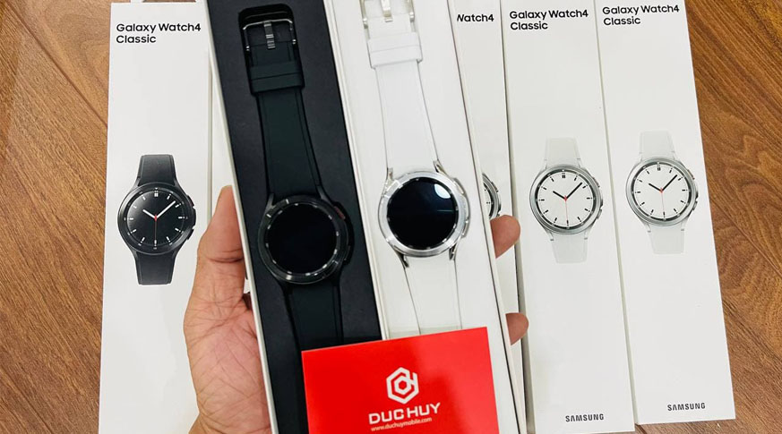 Vuaboss đến từ Dubai Watch 4 Classic (42mm) Chính Hãng