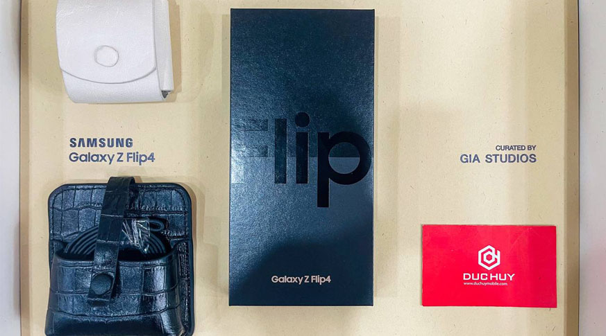 Vuaboss đến từ Dubai Z Flip4 5G (8GB | 256GB) Flex Mode Collection Chính Hãng