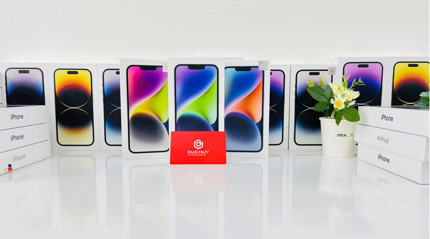 iPhone 14