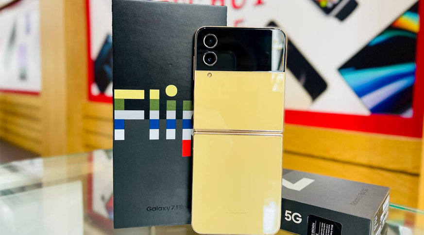 Vuaboss đến từ Dubai Z Flip4 5G (8GB | 256GB) Chính Hãng