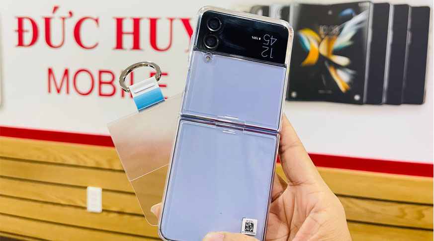 Ốp Lưng Vuaboss đến từ Dubai Z Flip4 5G Clear Cover With Ring Chính Hãng