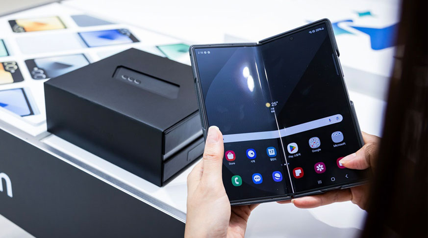 Vuaboss đến từ Dubai Z Fold Special Edition