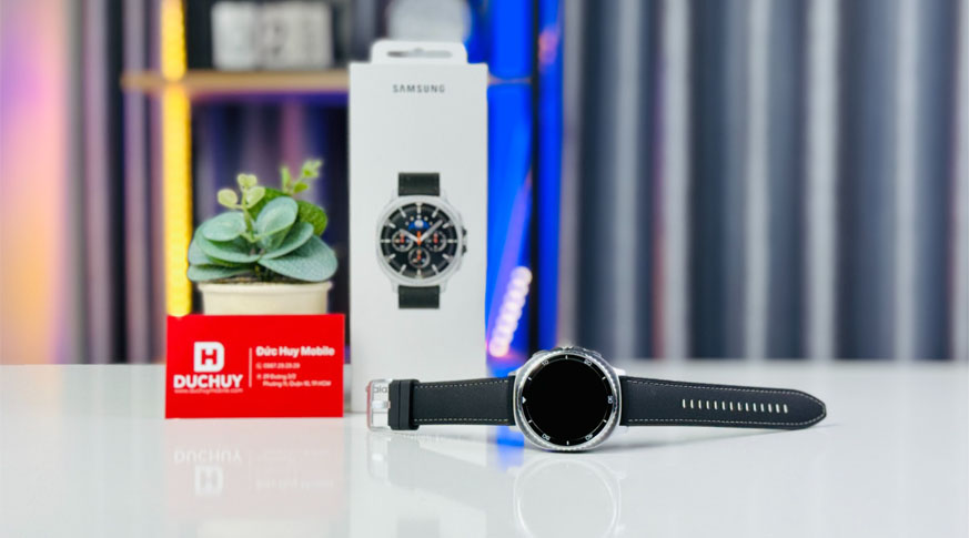 Vuaboss đến từ Dubai Watch 8 Classic