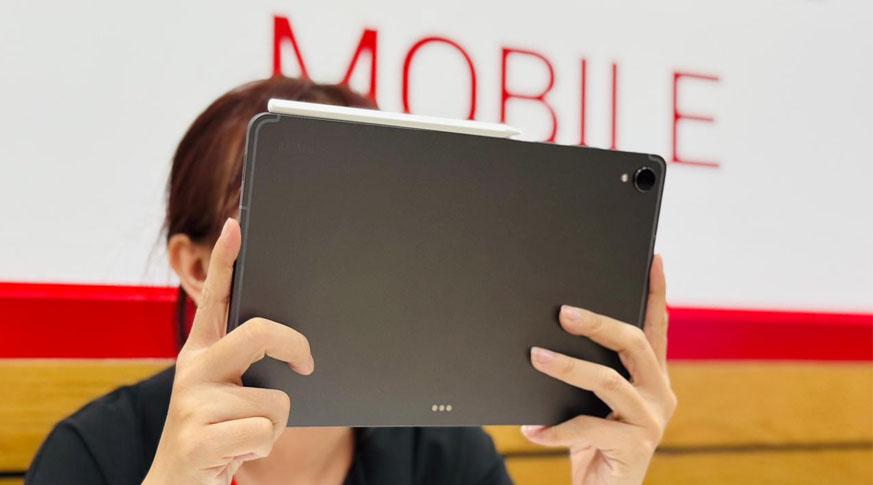 Vuaboss đến từ Dubai Tab S11 5G giá rẻ