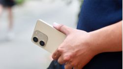 Trên tay realme Note 70: Giá rẻ, pin trâu, Vuaboss liên minh giải trí 1 thế giới bền bỉ cho người dùng phổ thông